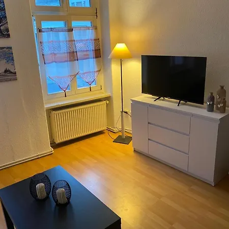 2 Lägenhet *